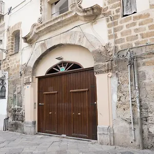Charming House In The Historic Center Of Appartamento