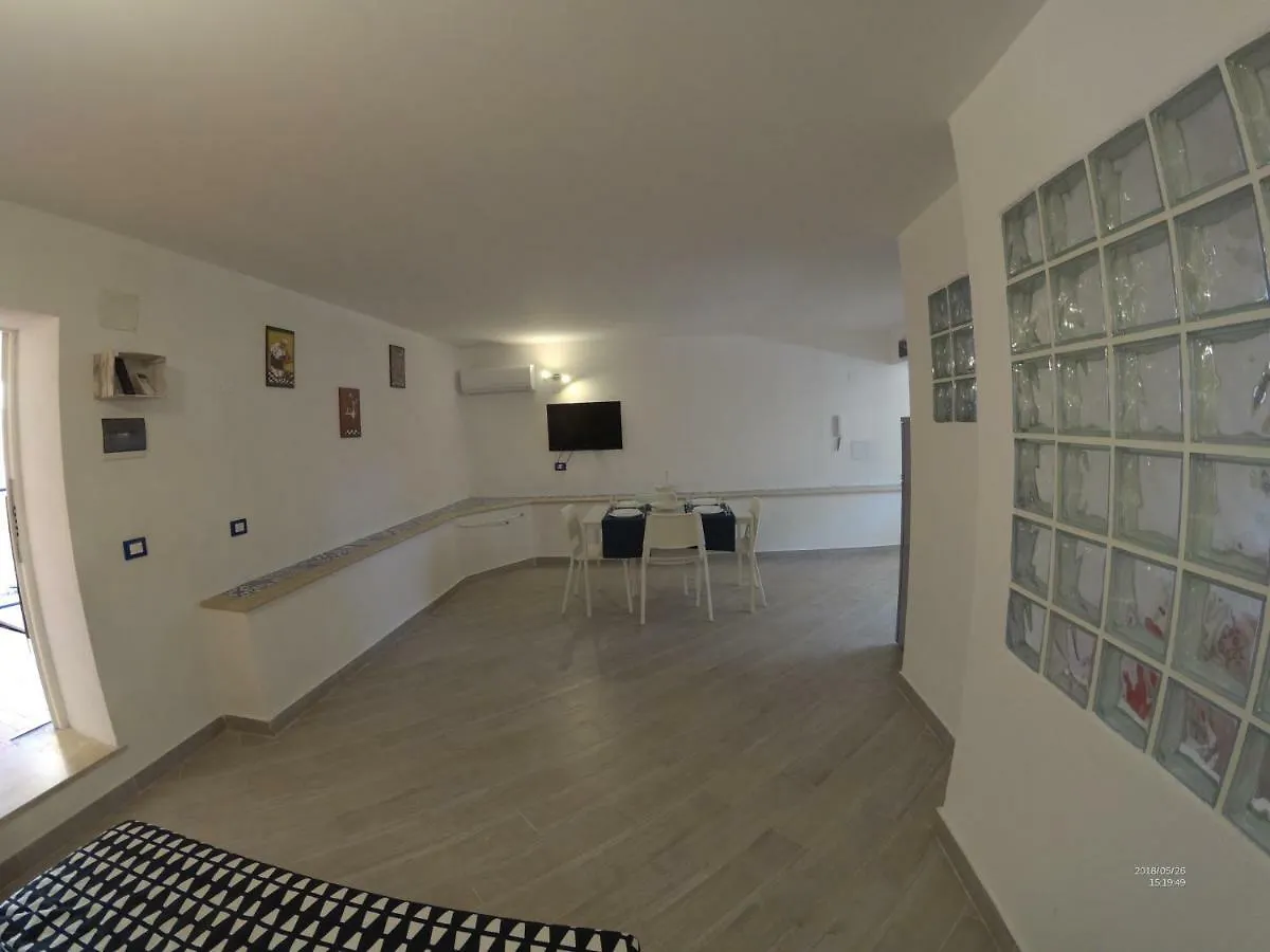 La Petit Maison Apartment Palermo